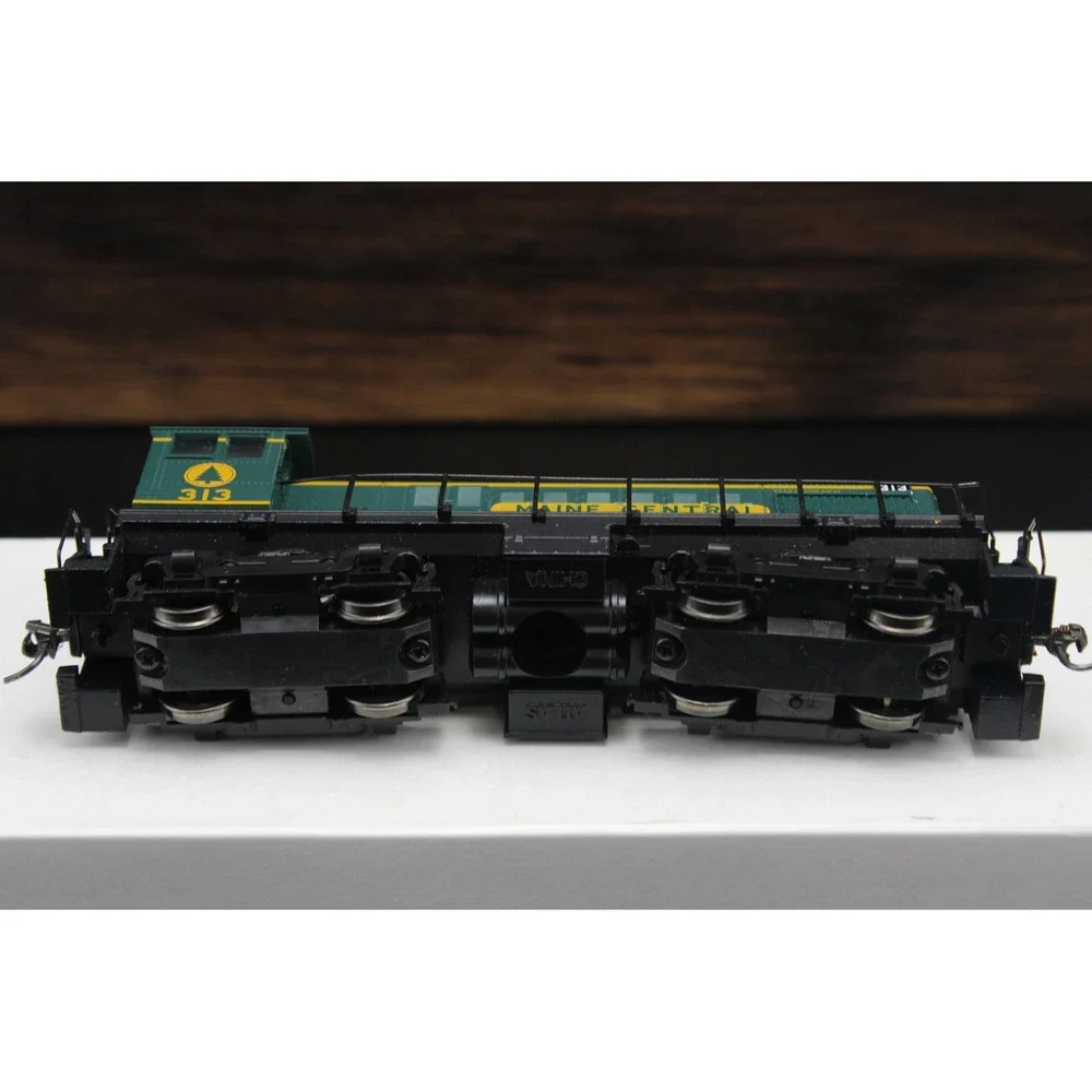 Atlas HO Scale Alco S-4 Diesel Switcher Maine Central 313‎ Locomotive 8753 Boxed